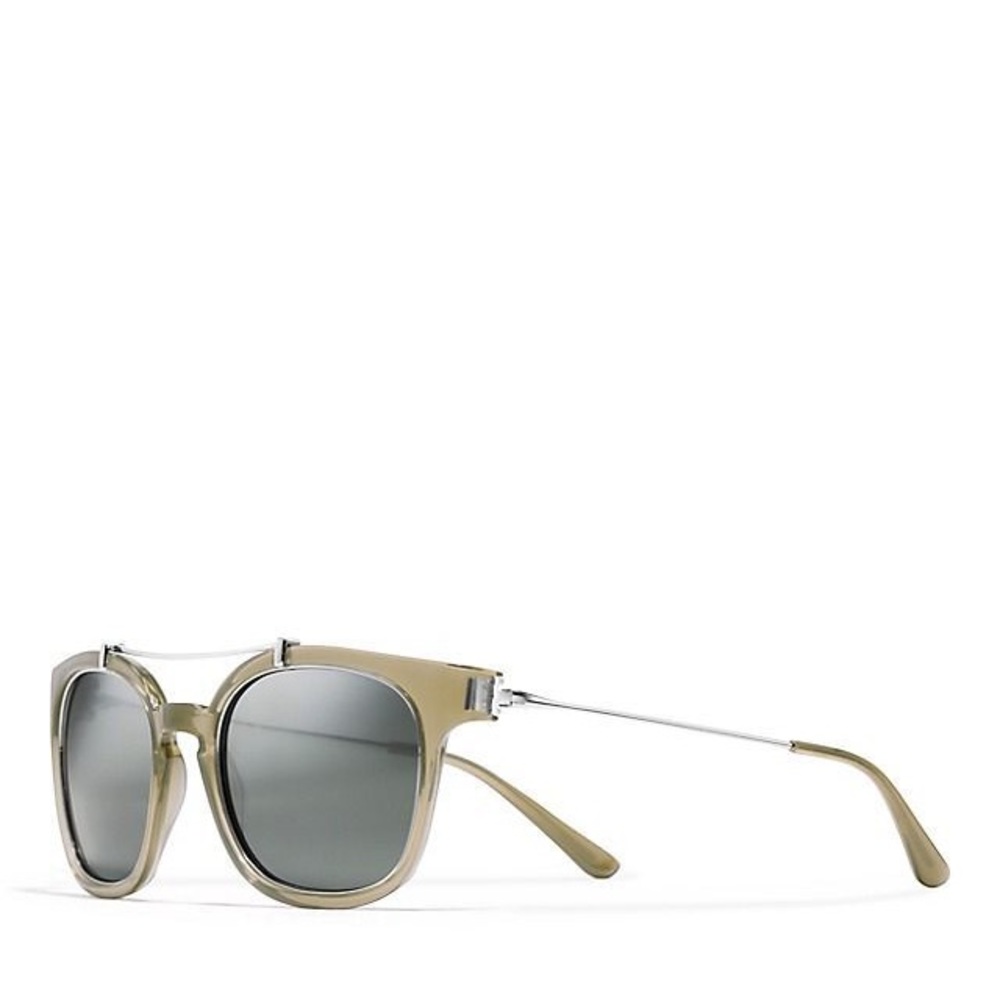 Lightly worn Tory Burch Metal Brow Sunglasses